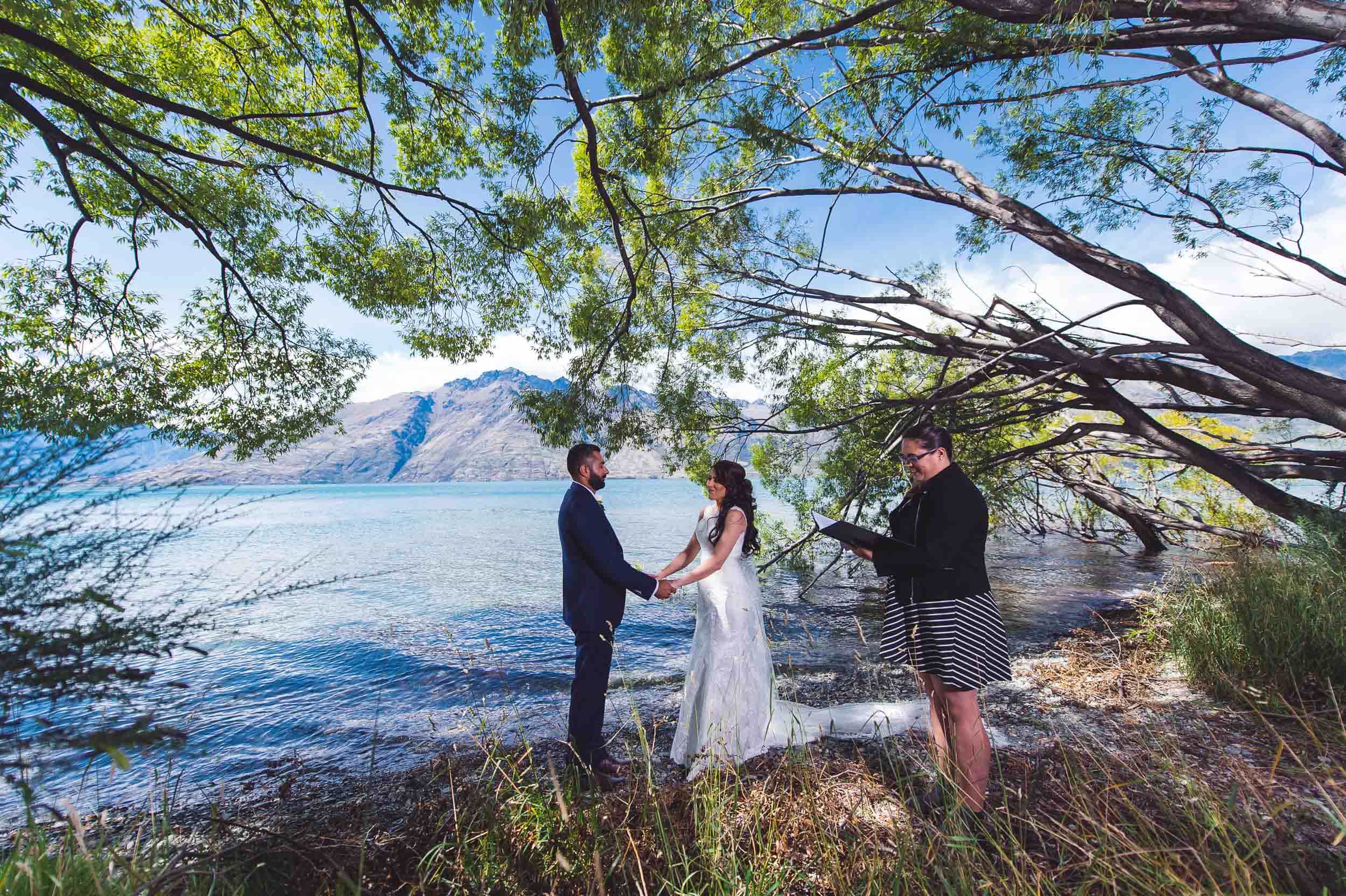 Relaxed Happy Romantic Elopement fallon photography