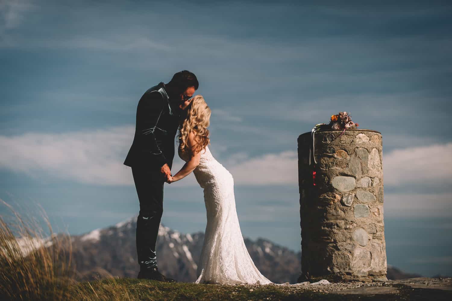 skippers road lookout coronet peak bride and groom